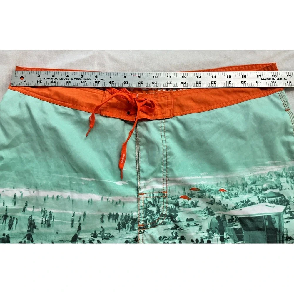Red Camel Board Shorts Mens 36 Teal Graphic Vintage Beach Scene Orange Trim